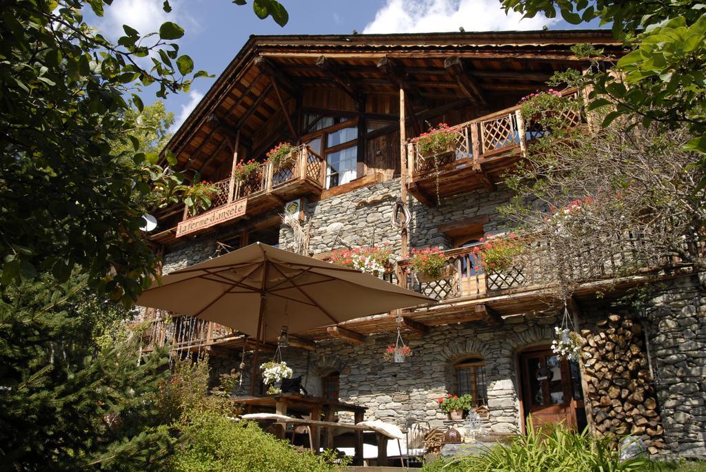 Couette-café La Ferme D'angele 3*
